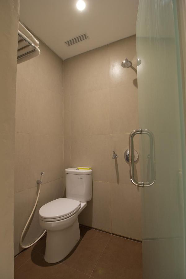 Vinotel Сиребон Екстериор снимка